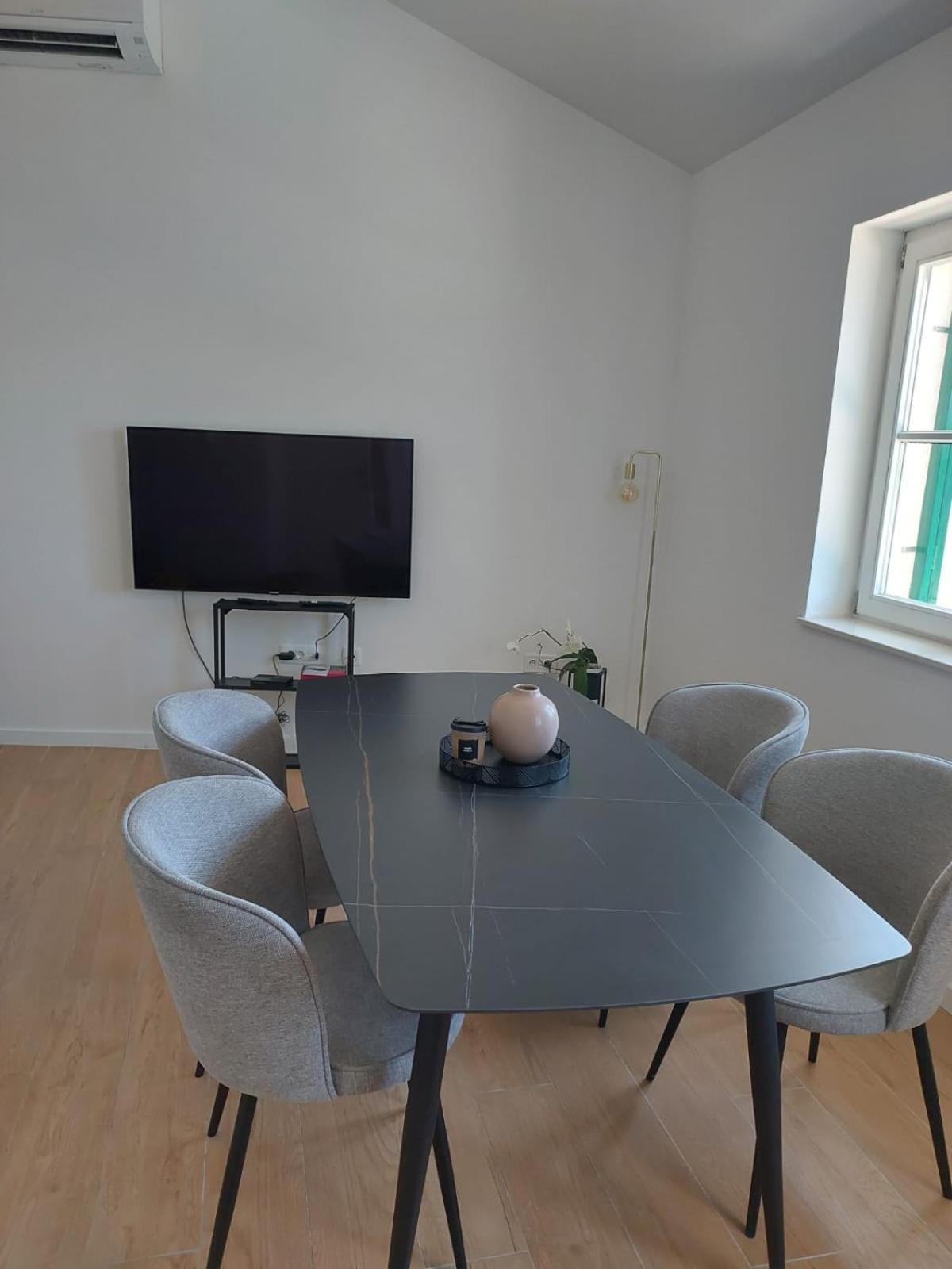 Sustina Apartman Tribalj Kültér fotó
